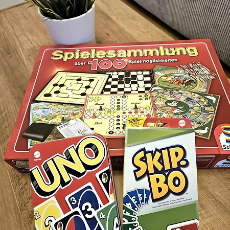 Wieapart - Ruhig Im Gruenen, Parkplatz, Zw. Dus/cgn