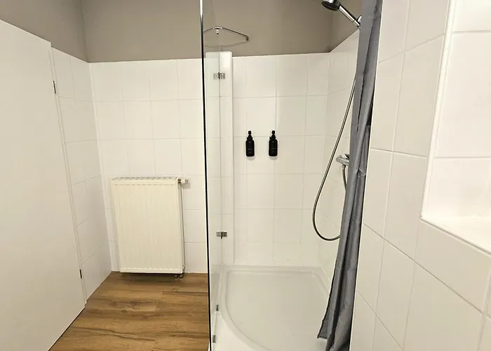 Apartman Wieapart - Ruhig Im Gruenen, Parkplatz, Zw. Dus/cgn *