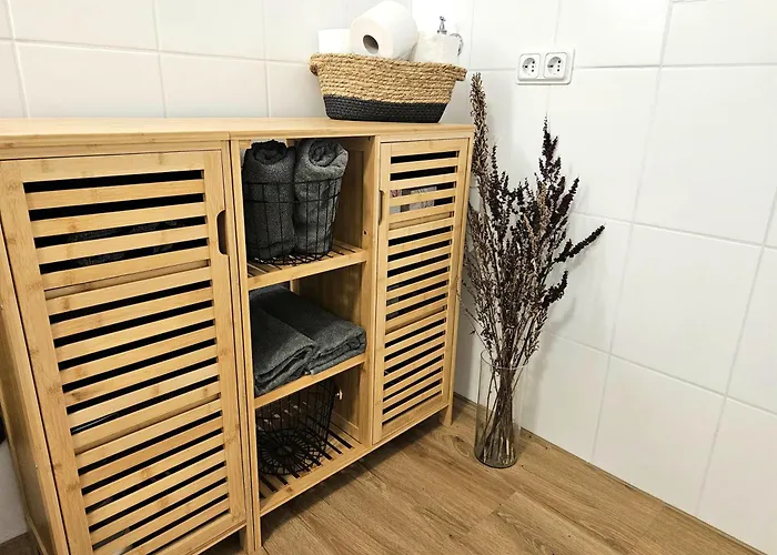 Apartman Wieapart - Ruhig Im Gruenen, Parkplatz, Zw. Dus/cgn Leverkusen